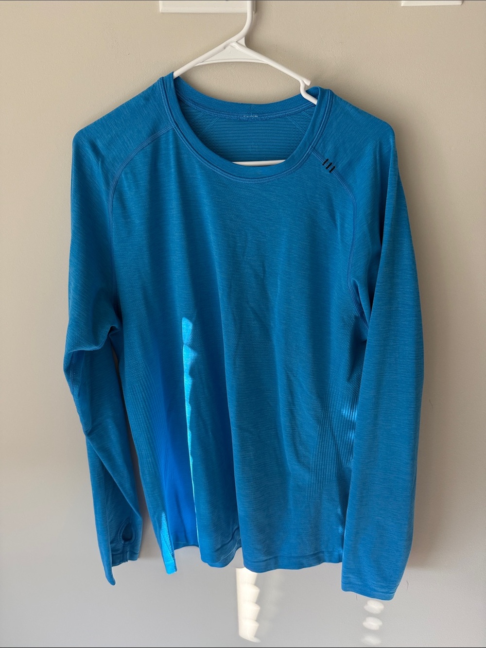 lululemon athletica Men’s Long-Sleeve Crew Top - Teal Blue